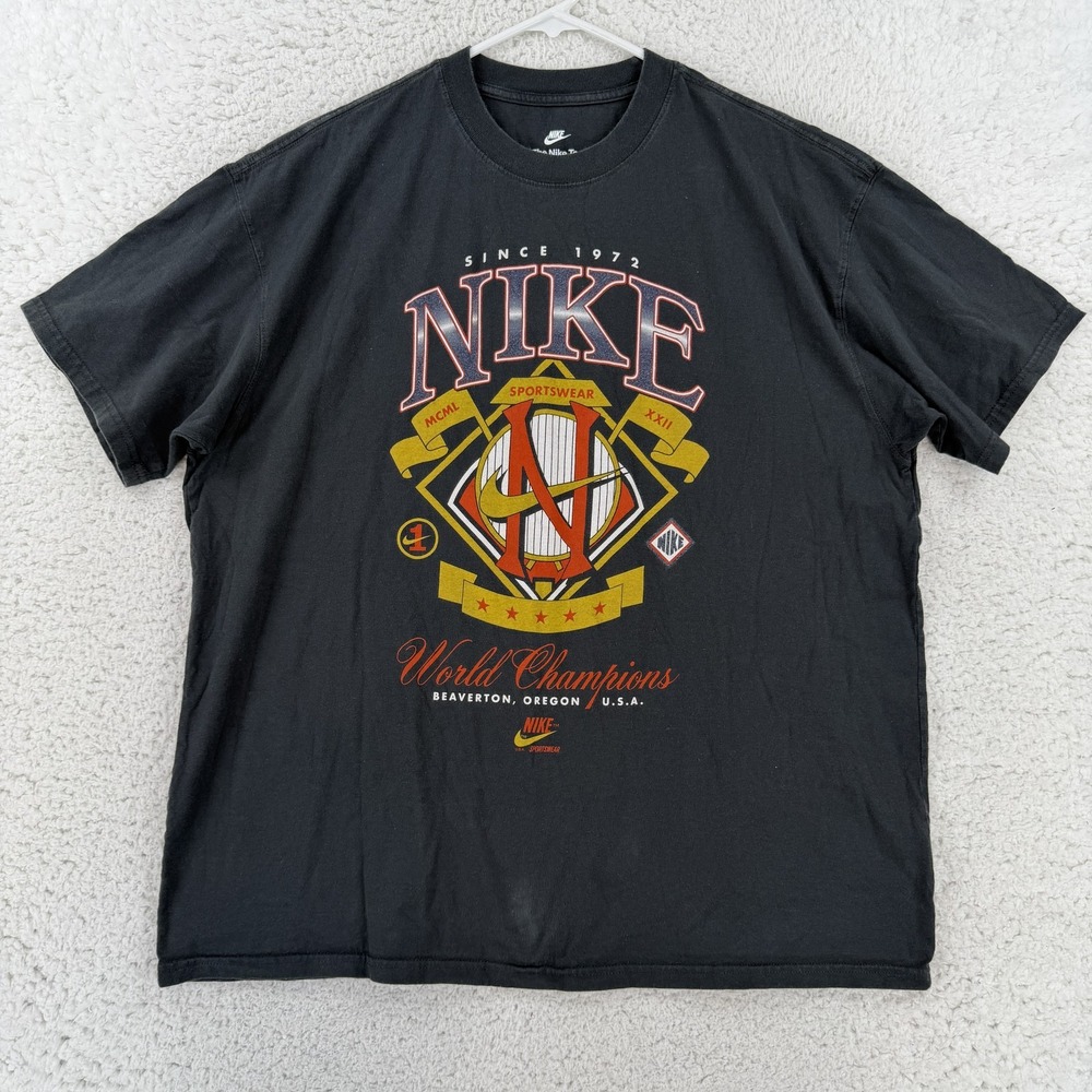Nike Shirt Mens Large Black World Champions Crest Graphic Tee Beaverton Oregon